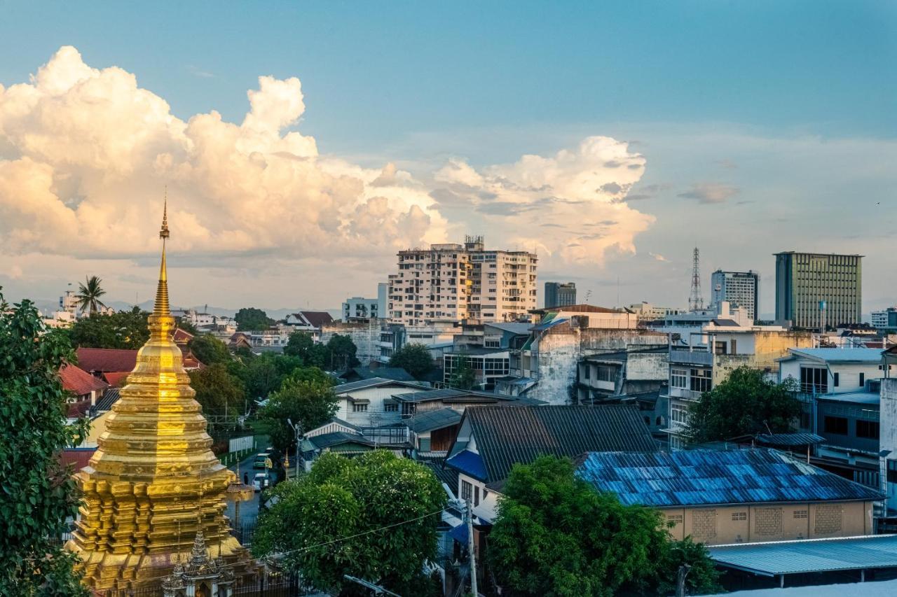 Satop Travelers Guesthouse Chiang Mai Luaran gambar