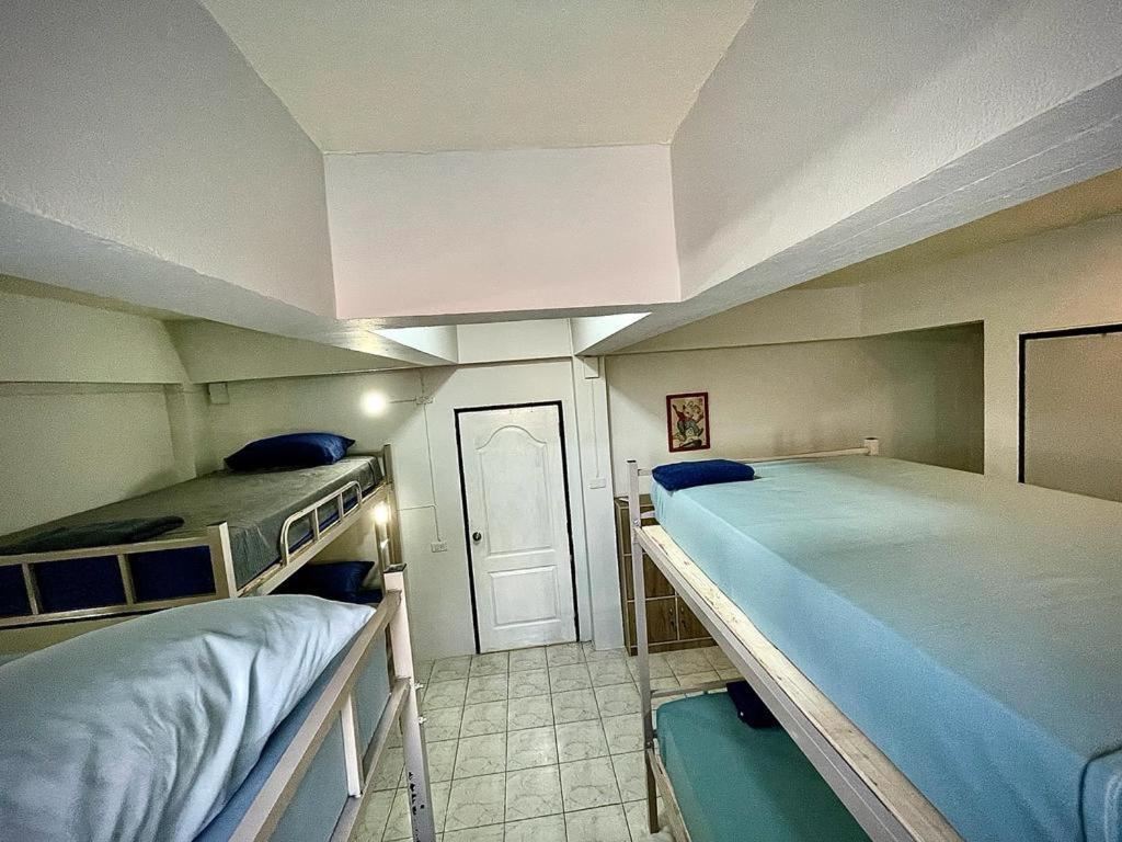 Satop Travelers Guesthouse Chiang Mai Luaran gambar