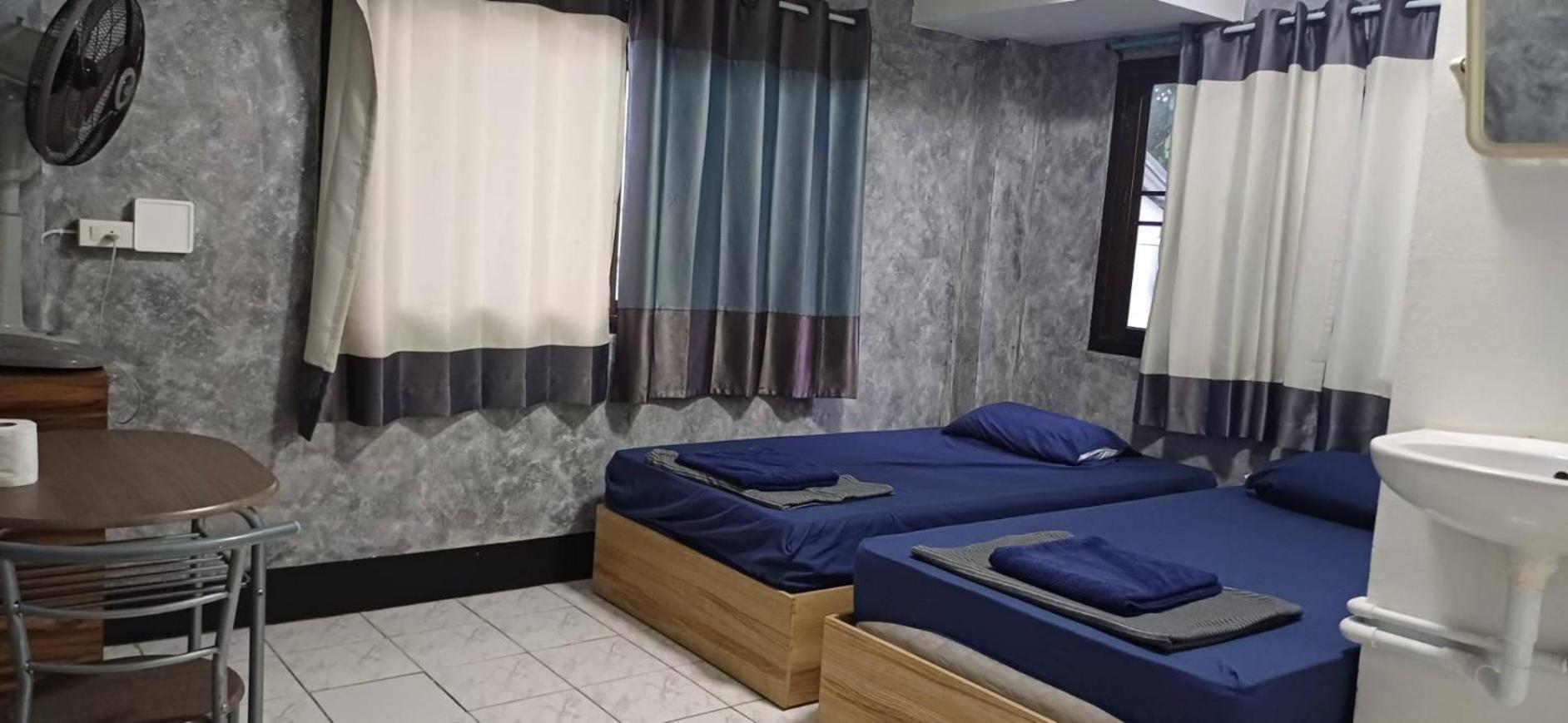 Satop Travelers Guesthouse Chiang Mai Luaran gambar