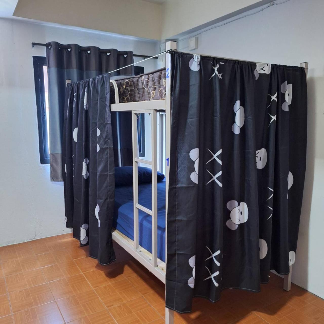 Satop Travelers Guesthouse Chiang Mai Luaran gambar